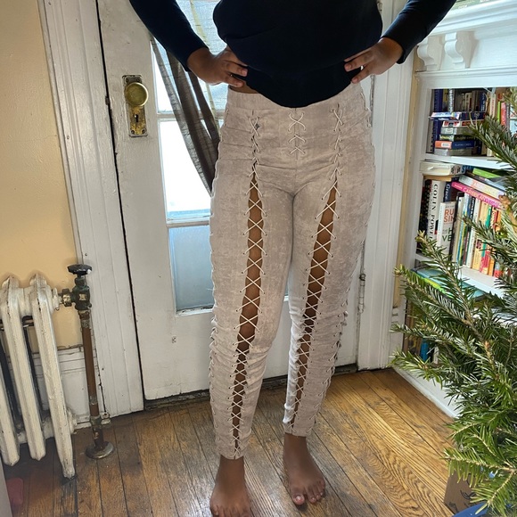 House of London Cutout Lace-up Pants - Picture 3 of 5